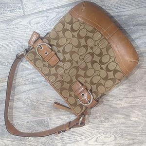 COACH • Signature C Slim Handbag